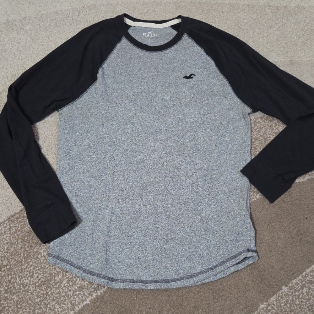 Hollister Gray and Black Long Sleeve Raglan Tee